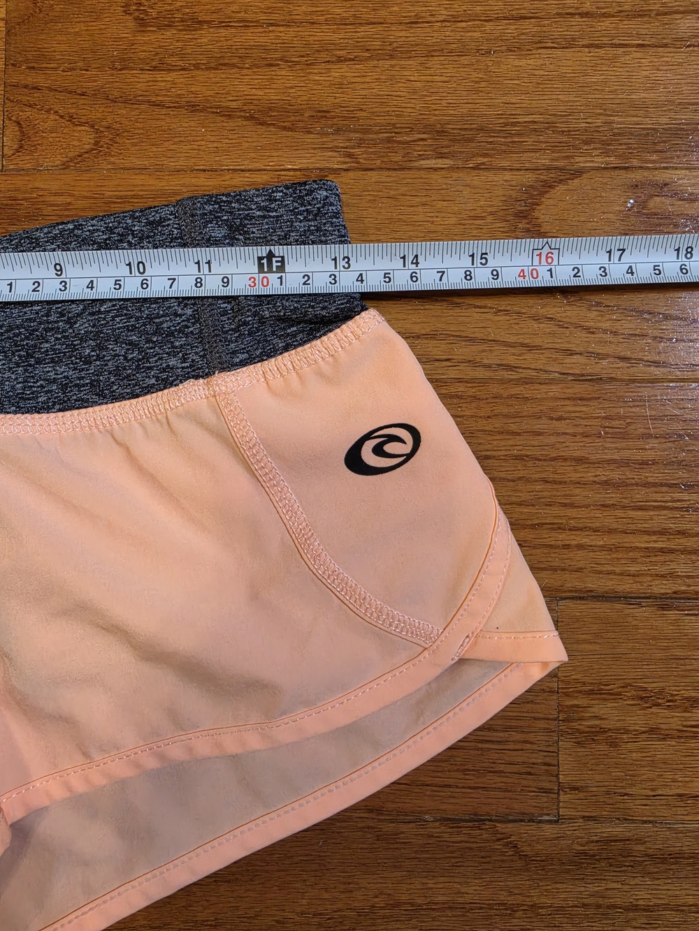 Rip Curl Peach Shorts XS with Heathered Gray Waistband - Picture 5 of 5